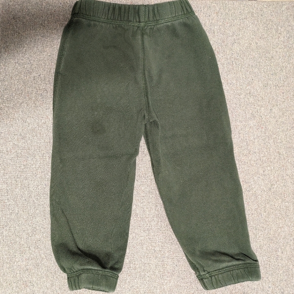 *4/$20* toddler roots sweatpants - Picture 2 of 3